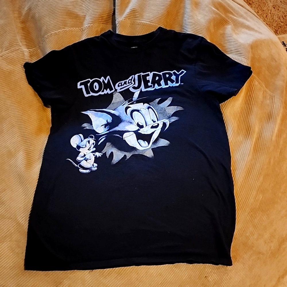 Tom and Jerry official t-shirt